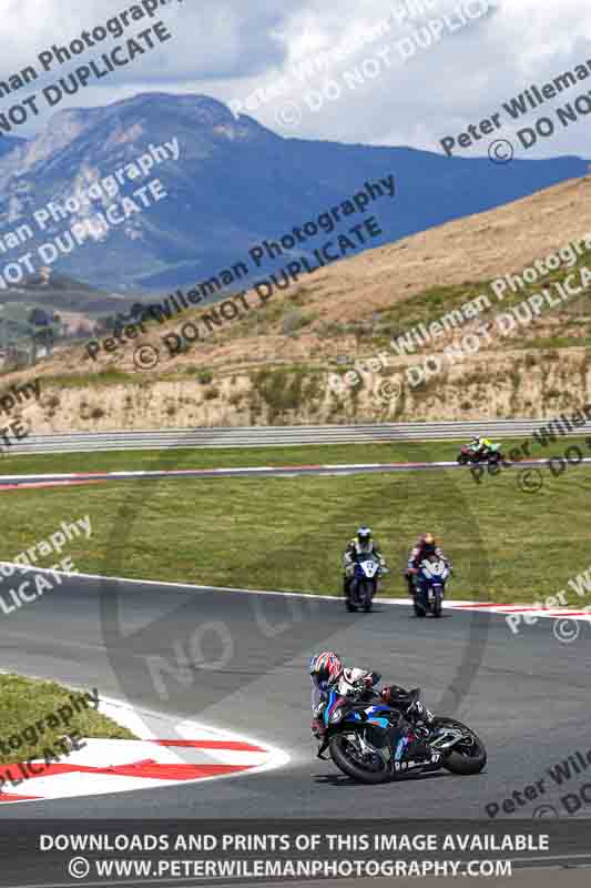 cadwell no limits trackday;cadwell park;cadwell park photographs;cadwell trackday photographs;enduro digital images;event digital images;eventdigitalimages;navarra;no limits trackdays;peter wileman photography;racing digital images;trackday digital images;trackday photos